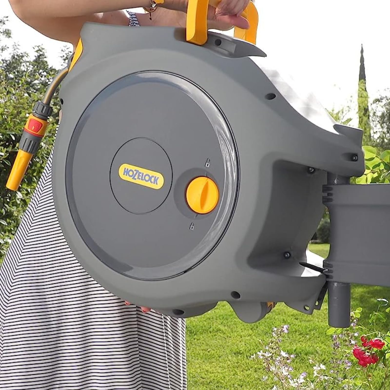 Automatic Wall Mounted Garden Hose Reel with 40M Retractable Hose