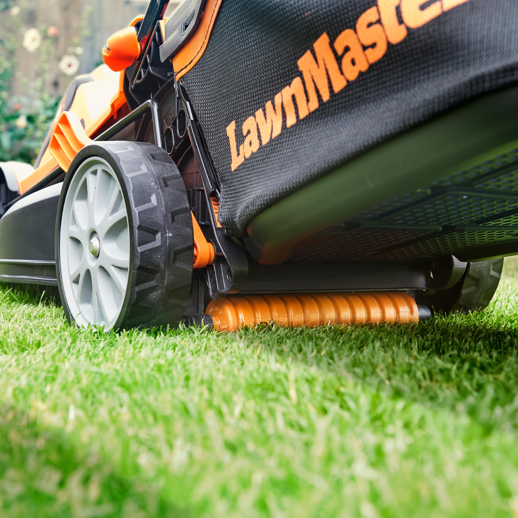 24V Cordless Lawn Mower with Battery, Fast Charger & Rear Roller
